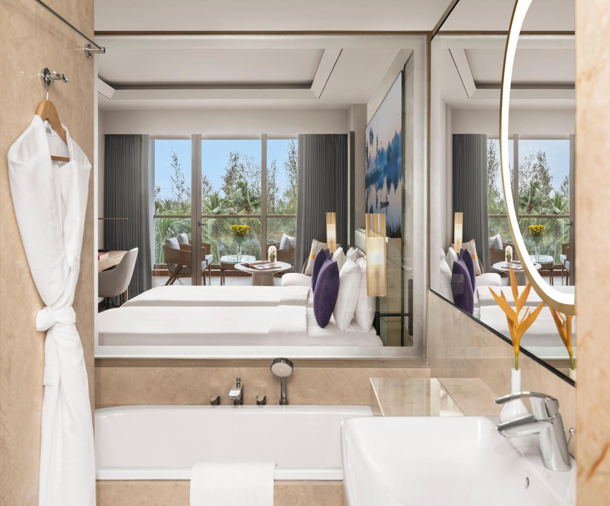 Vivanta Goa, Miramar Panaji Ngoại thất bức ảnh
