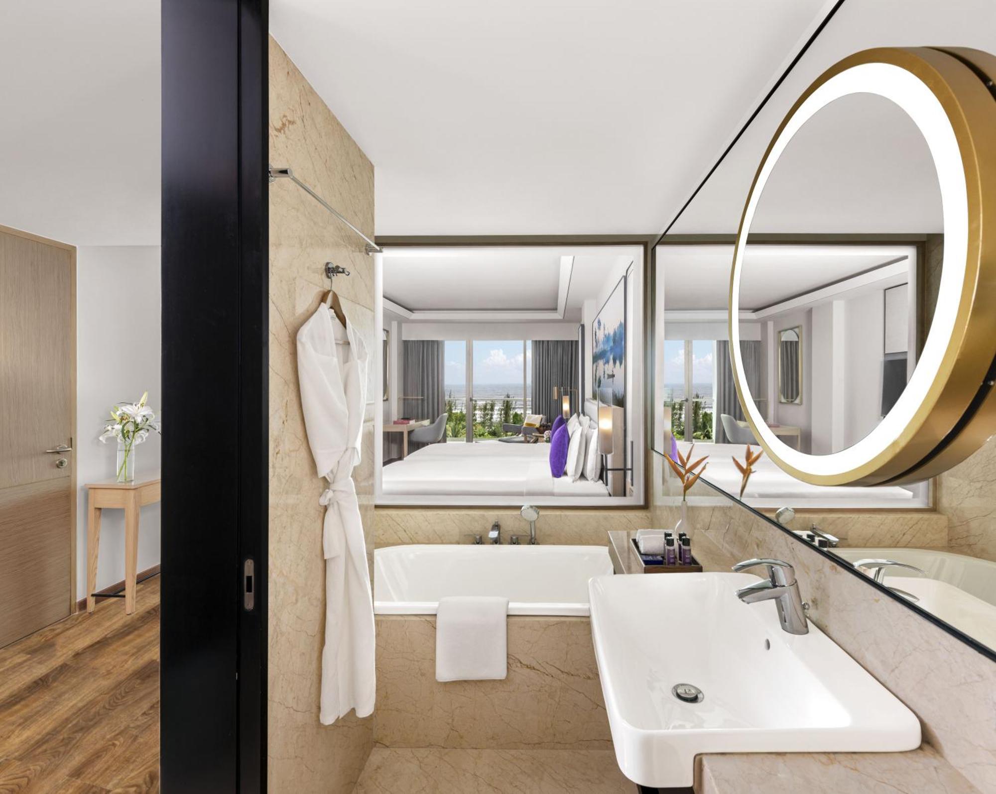 Vivanta Goa, Miramar Panaji Ngoại thất bức ảnh